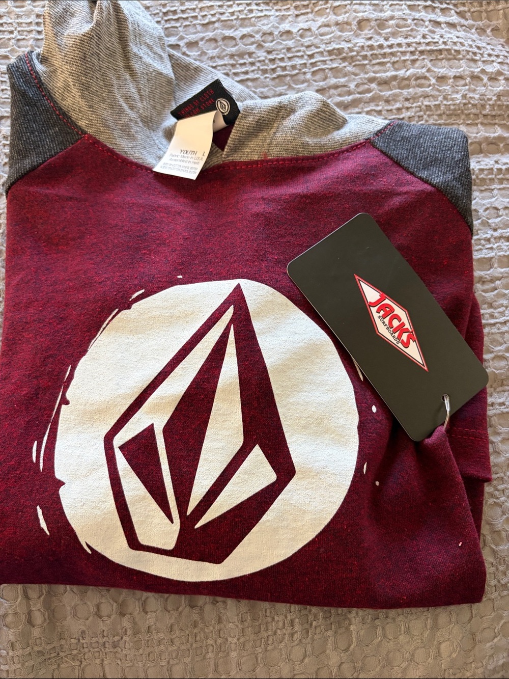 NWT Volcom Youth Large Hooded Long Sleeve Shirt Burgundy Gray Skate Surf YL - Picture 10 of 10